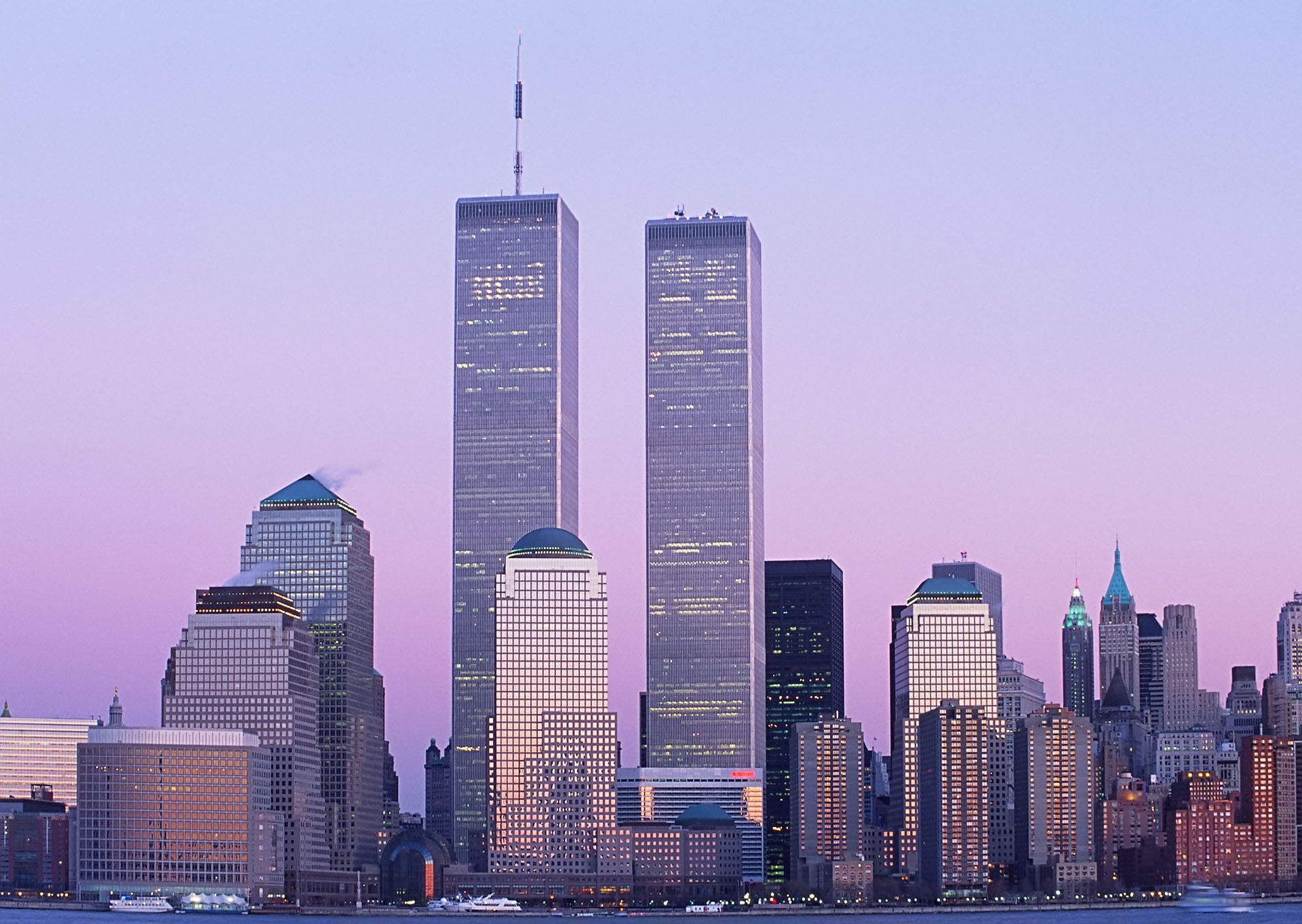 Обои небоскребы, нью-йорк, wtc, всемирный торговый центр, skyscrapers, new york, world trade center разрешение 1920x1363 Загрузить