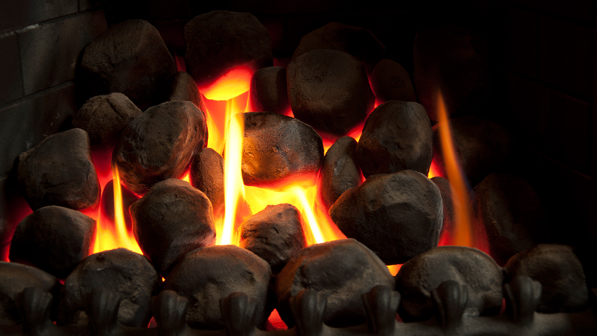 Обои камни, огонь, камин, тепло, уют, stones, fire, fireplace, heat, comfort разрешение 1920x1080 Загрузить