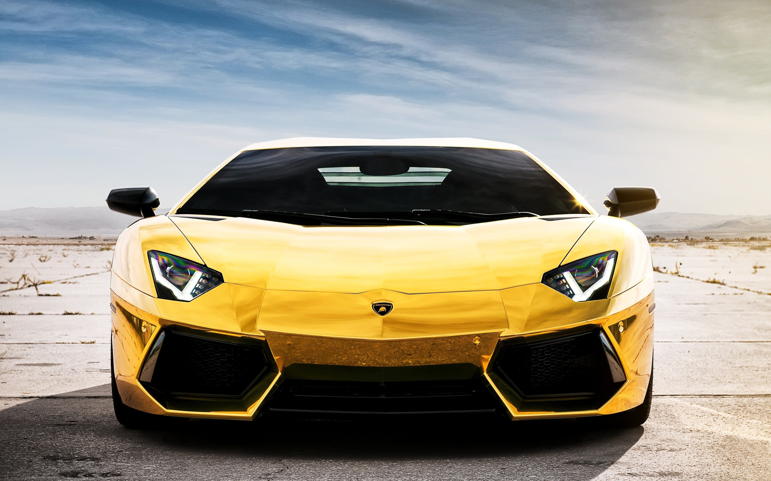 lamborghini aventador lp700-4 золотая