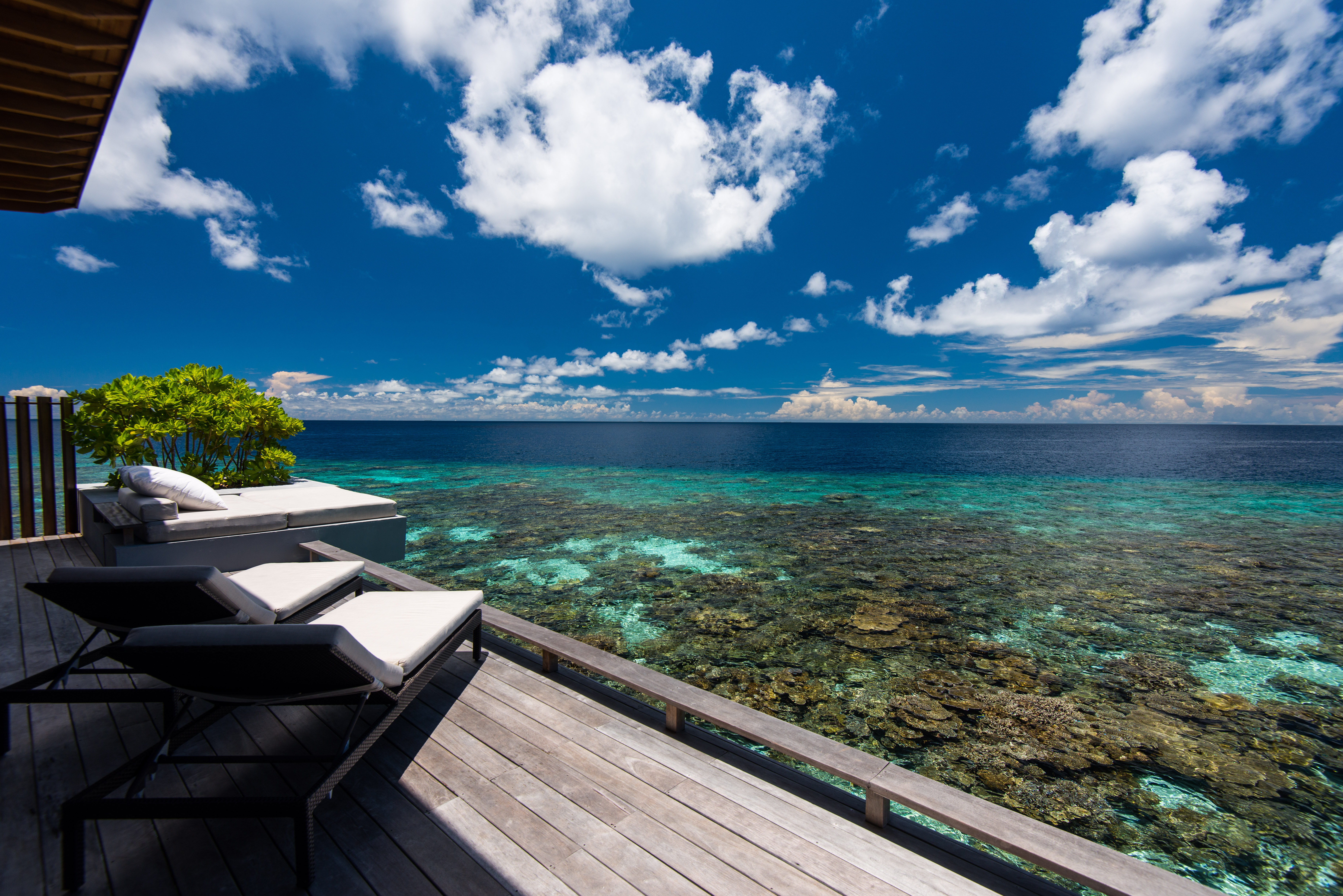 Обои виде моря. Мальдивы тропики бунгало. Красивый вид на океан. Красивый вид на море. Вид на океан с террасы.
