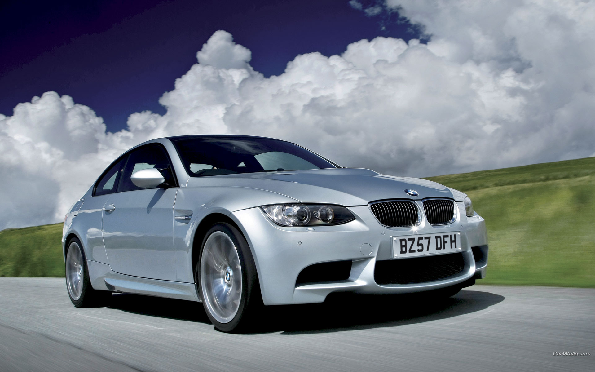 Картинки машины 7. BMW m3 e92 Coupe. BMW 3 Series m3. BMW m3 белая. BMW m3 2007.