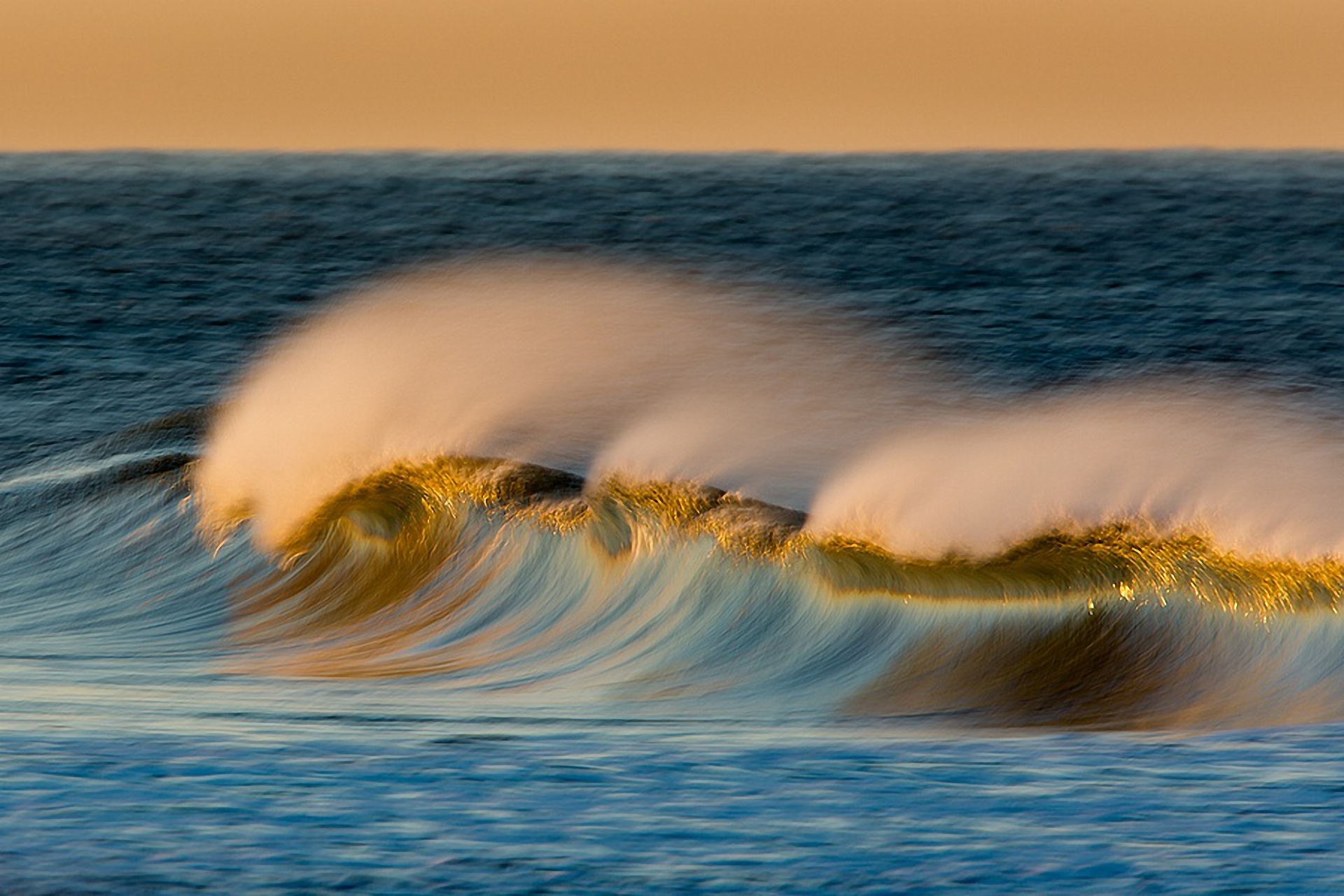 Океан волны шум. Ишигаки волна. Ишигаки в 1971 году волна. Море, волны. Океан волны.
