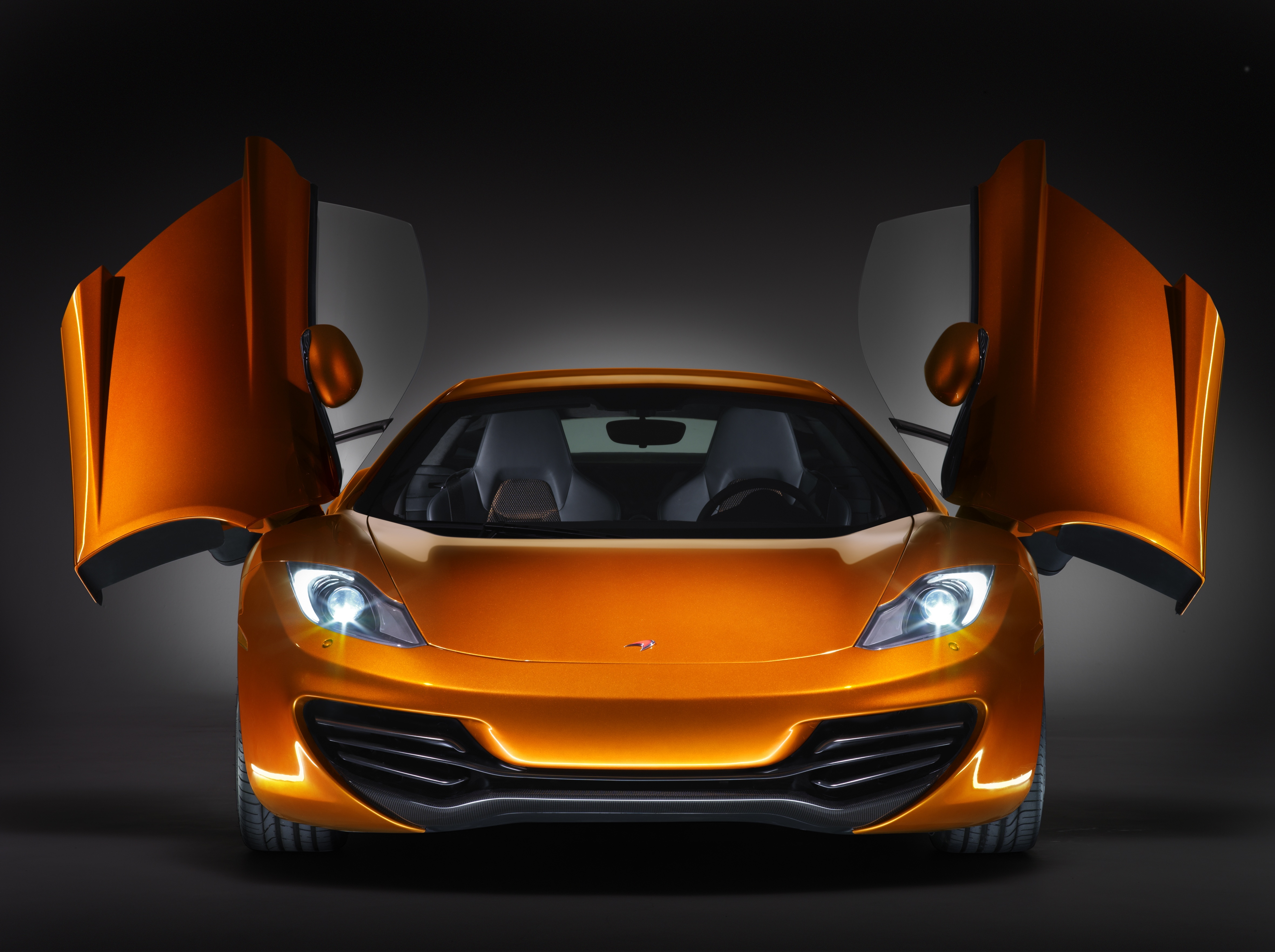 Автомобиль 3 4. MCLAREN 12c. MCLAREN 12c gt3. Суперкары обои. Машина иллюстрация.