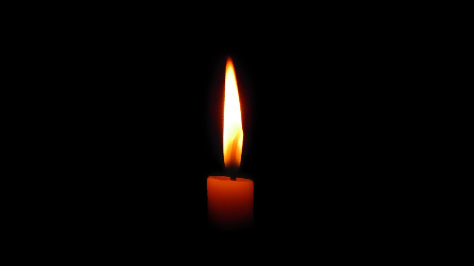 Обои пламя, темный, свечь, пламя свечи, flame, dark, the candle, the flame of a candle разрешение 1920x1080 Загрузить