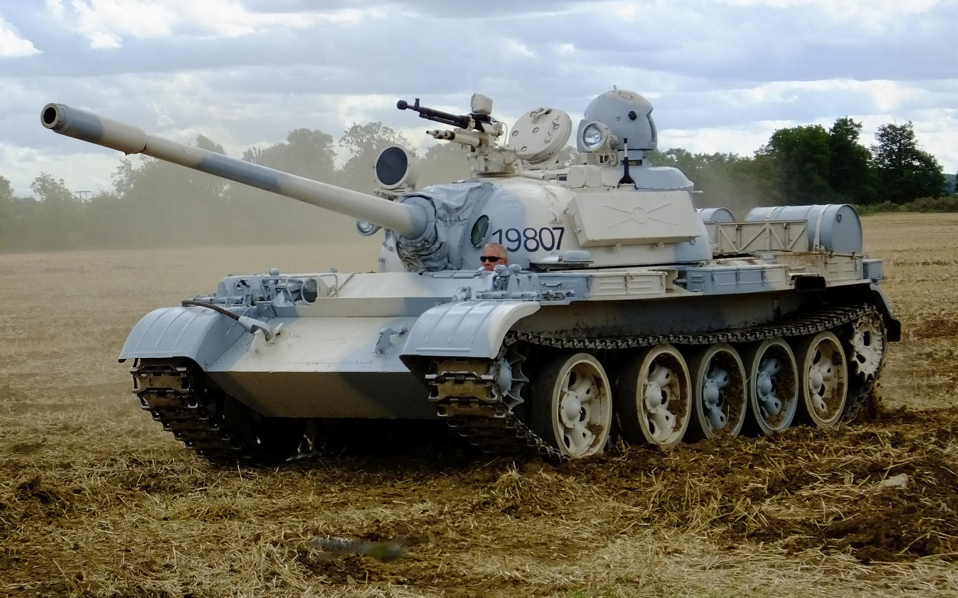Обои танк, советский, т-55, средний, tank, soviet, t-55, average разрешение 1920x1200 Загрузить