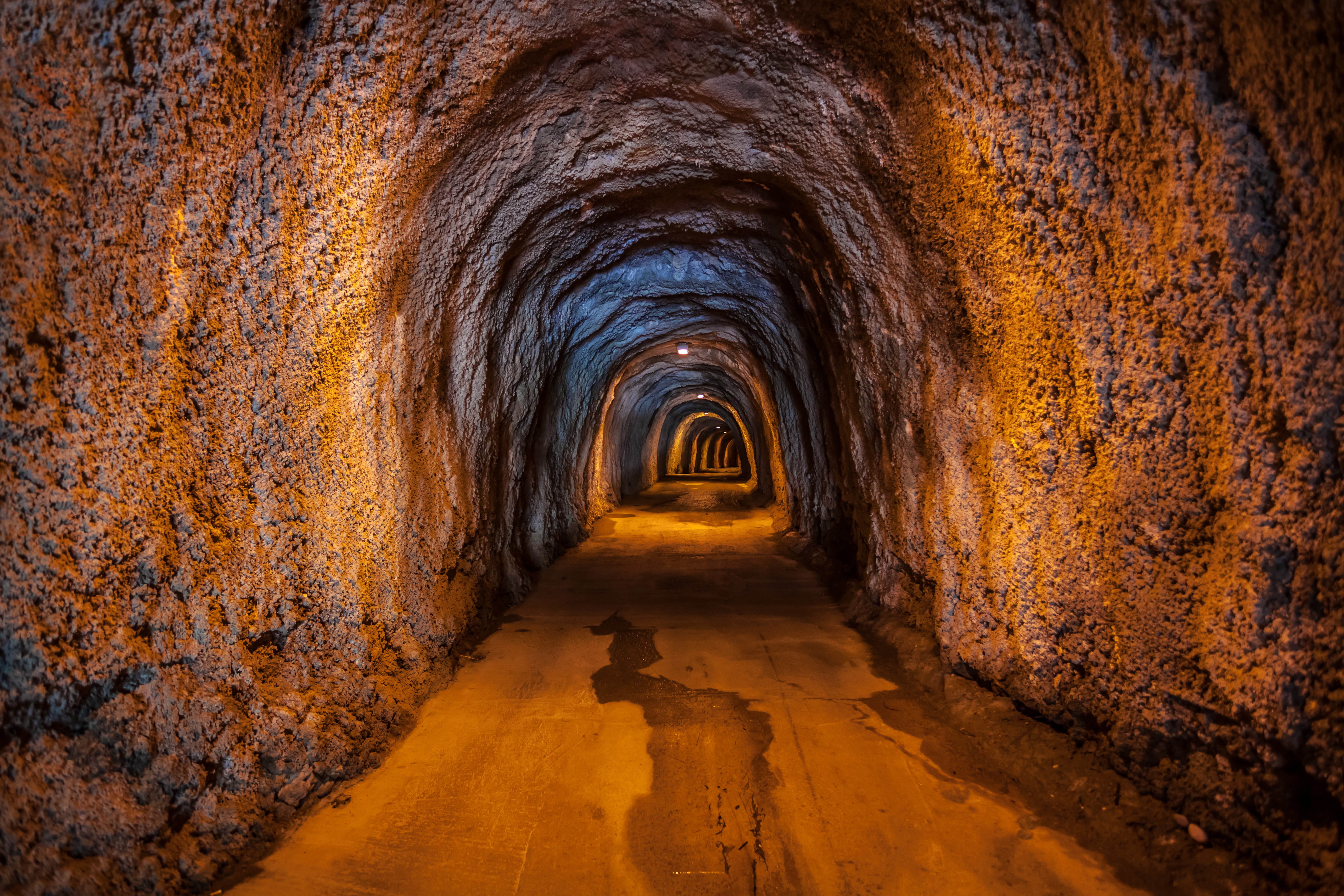 Обои дорога, скалы, туннель, скал, тунель, rail, road, rocks, the tunnel, tunnel разрешение 5616x3744 Загрузить