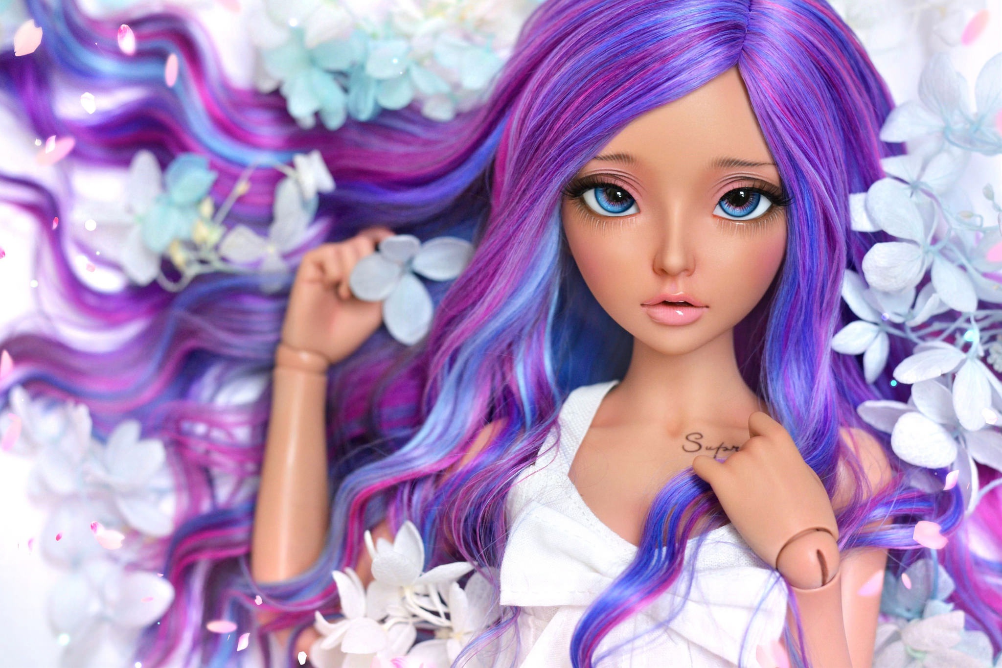 Барби 8 лет. Кукла с разноцветными волосами. Очень красивые куклы. Кукла с сиреневыми волосами. Кукла с фиолетовыми волосами.