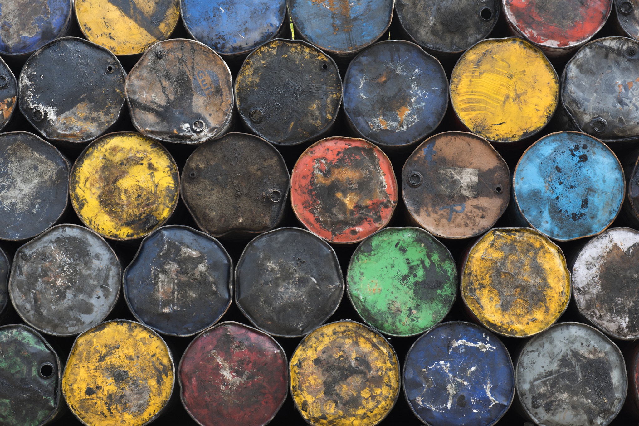 Обои металл, фон, цвет, бочки, metal, background, color, barrels разрешение 2048x1367 Загрузить