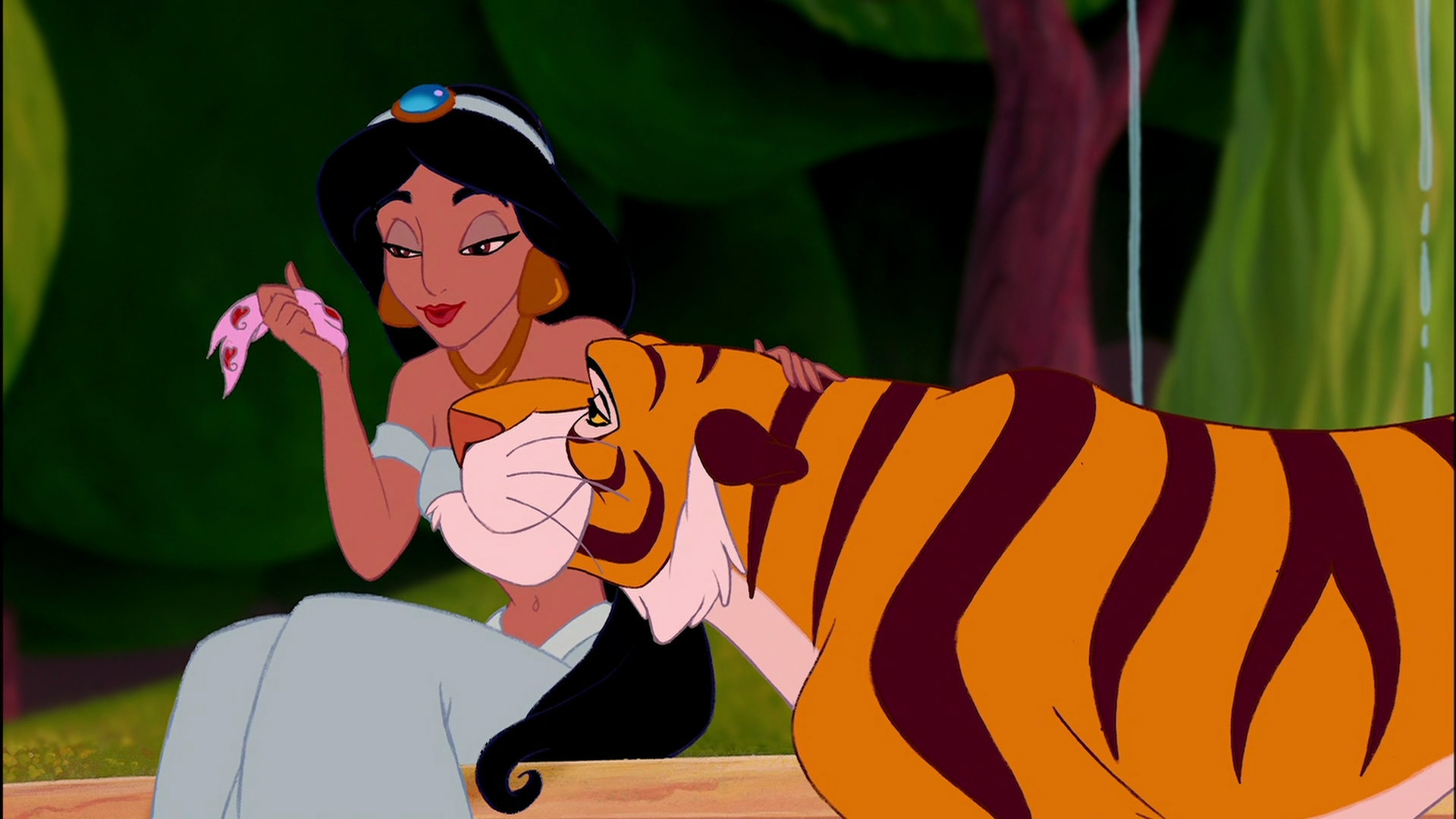 Жасмин принцесса Дисней с тигром