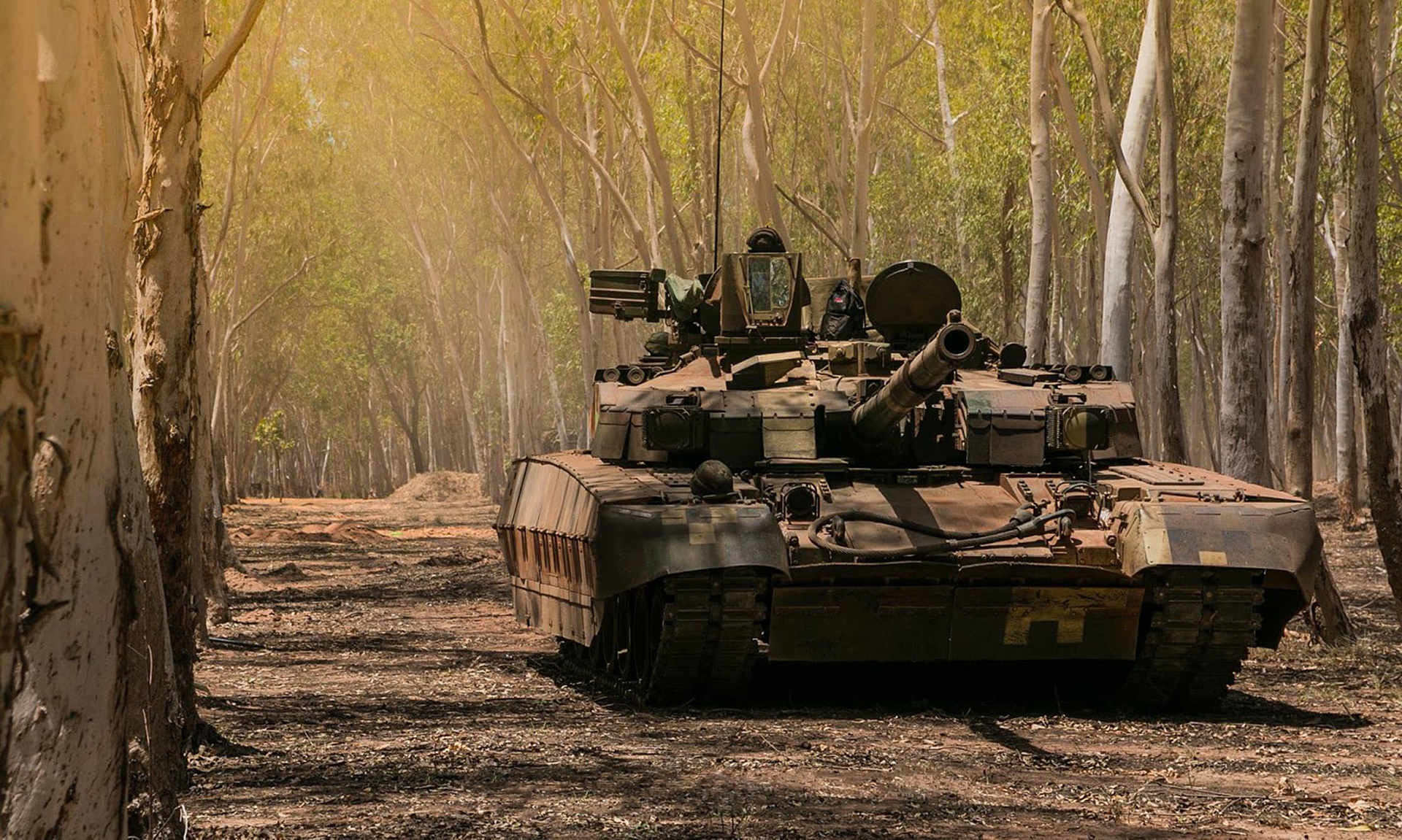 Обои украина, основной, боевой танк, т-84м оплот, ukraine, main, battle tank, t-84m oplot разрешение 1920x1151 Загрузить