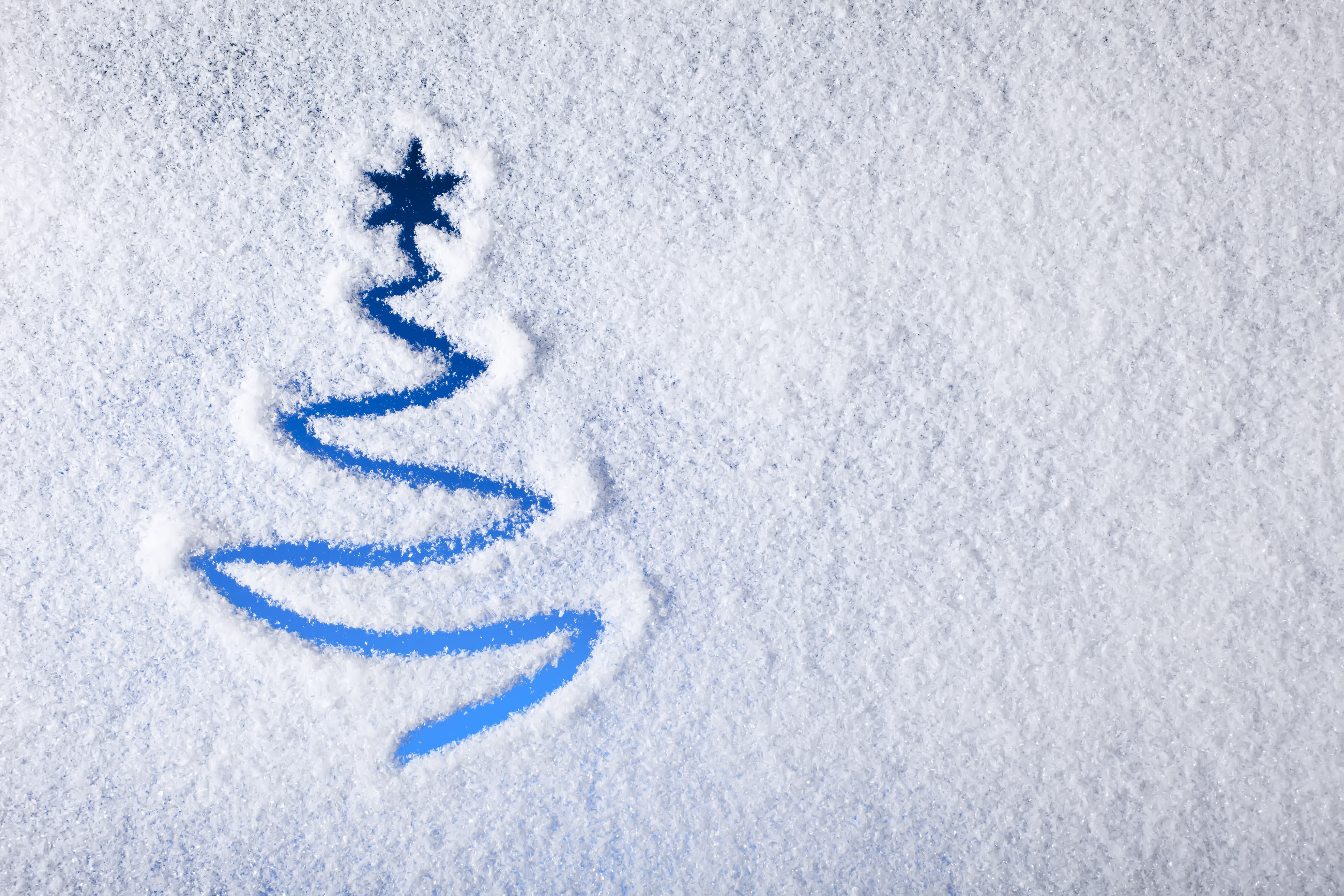 Обои рисунок, снег, елка, фон, рождество, figure, snow, tree, background, christmas разрешение 5200x3467 Загрузить