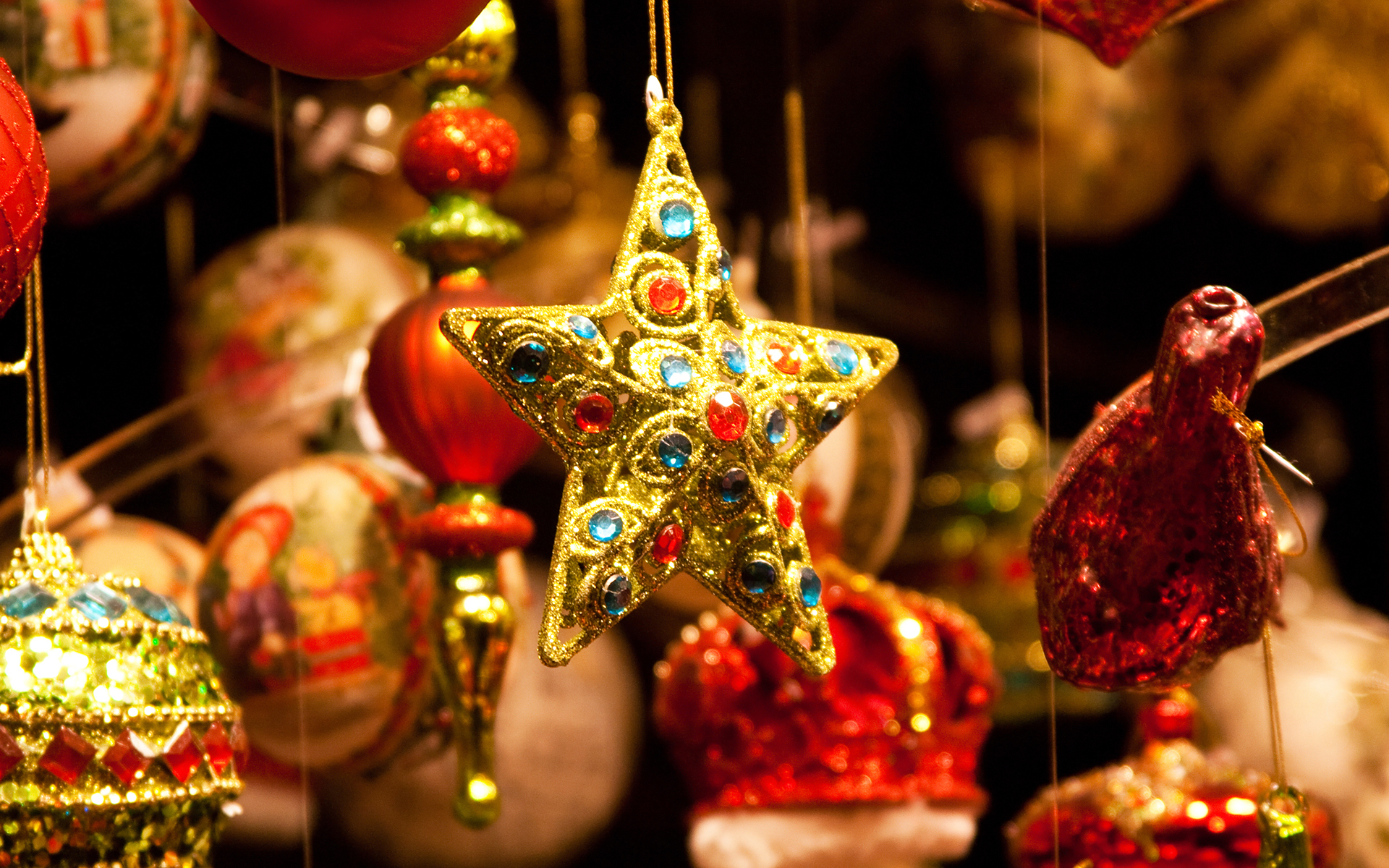 Обои новый год, звезда, рождество, елочные игрушки, new year, star, christmas, christmas decorations разрешение 1920x1200 Загрузить