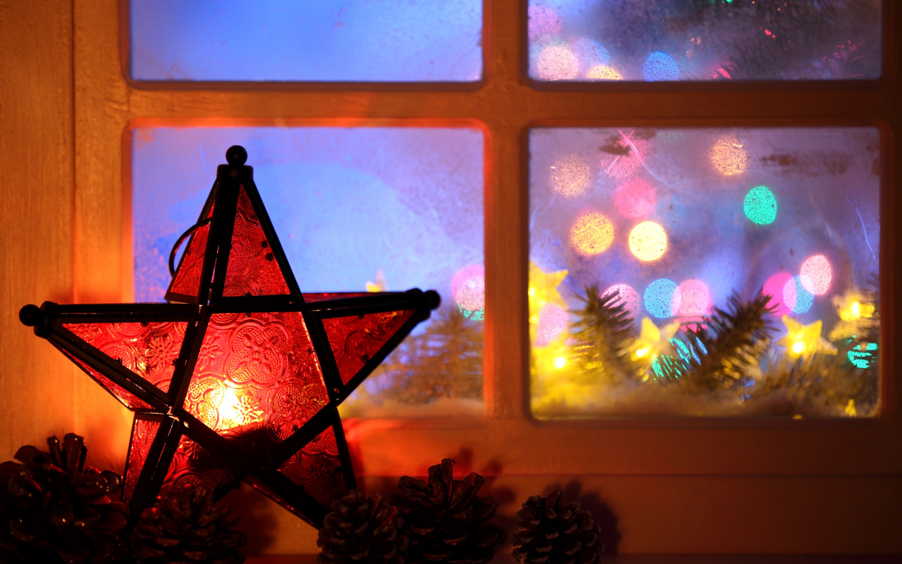 Обои новый год, звезда, окно, рождество, гирлянда, new year, star, window, christmas, garland разрешение 2880x1800 Загрузить