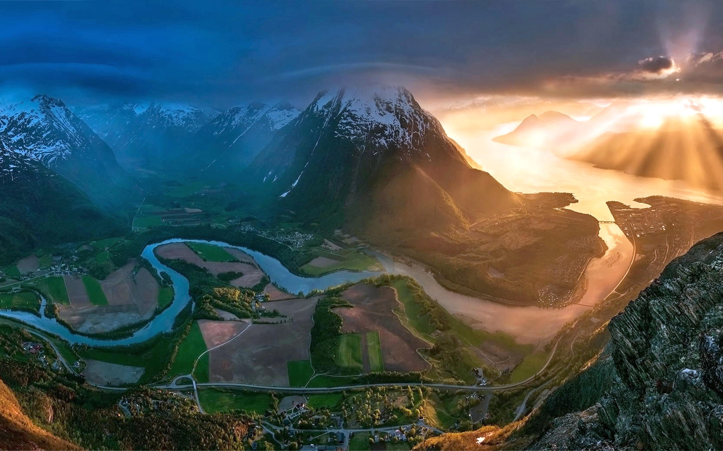Невероятно. Гудбраннская Долина Норвегия. Гейрангер-Фьорд Норвегия. Норвегия природа горы Долина. Удивительные пейзажи.